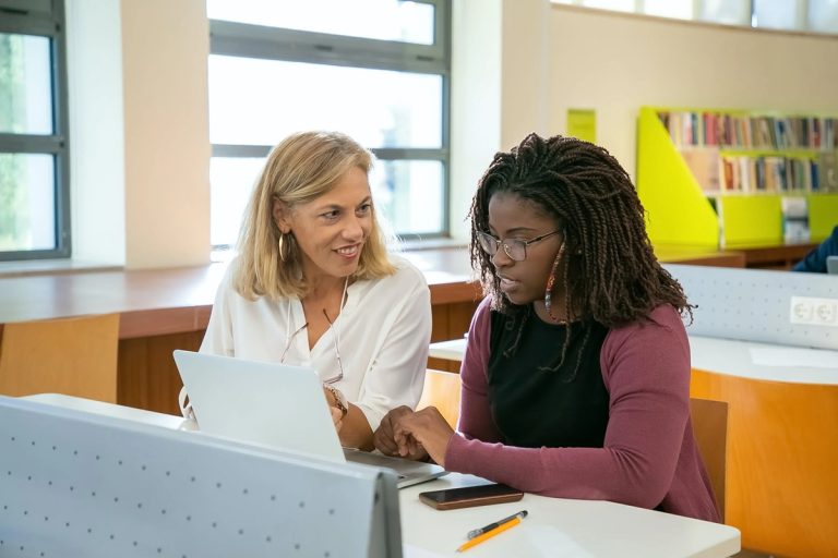 21-best-side-hustles-for-lawyers-how-attorneys-can-make-extra-money